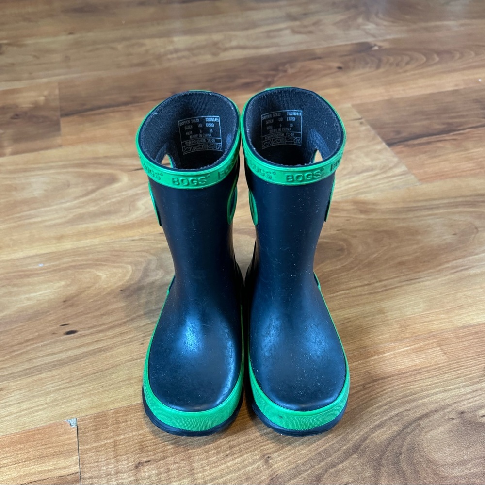 BOGS Toddler Rain Boots in good used condition
